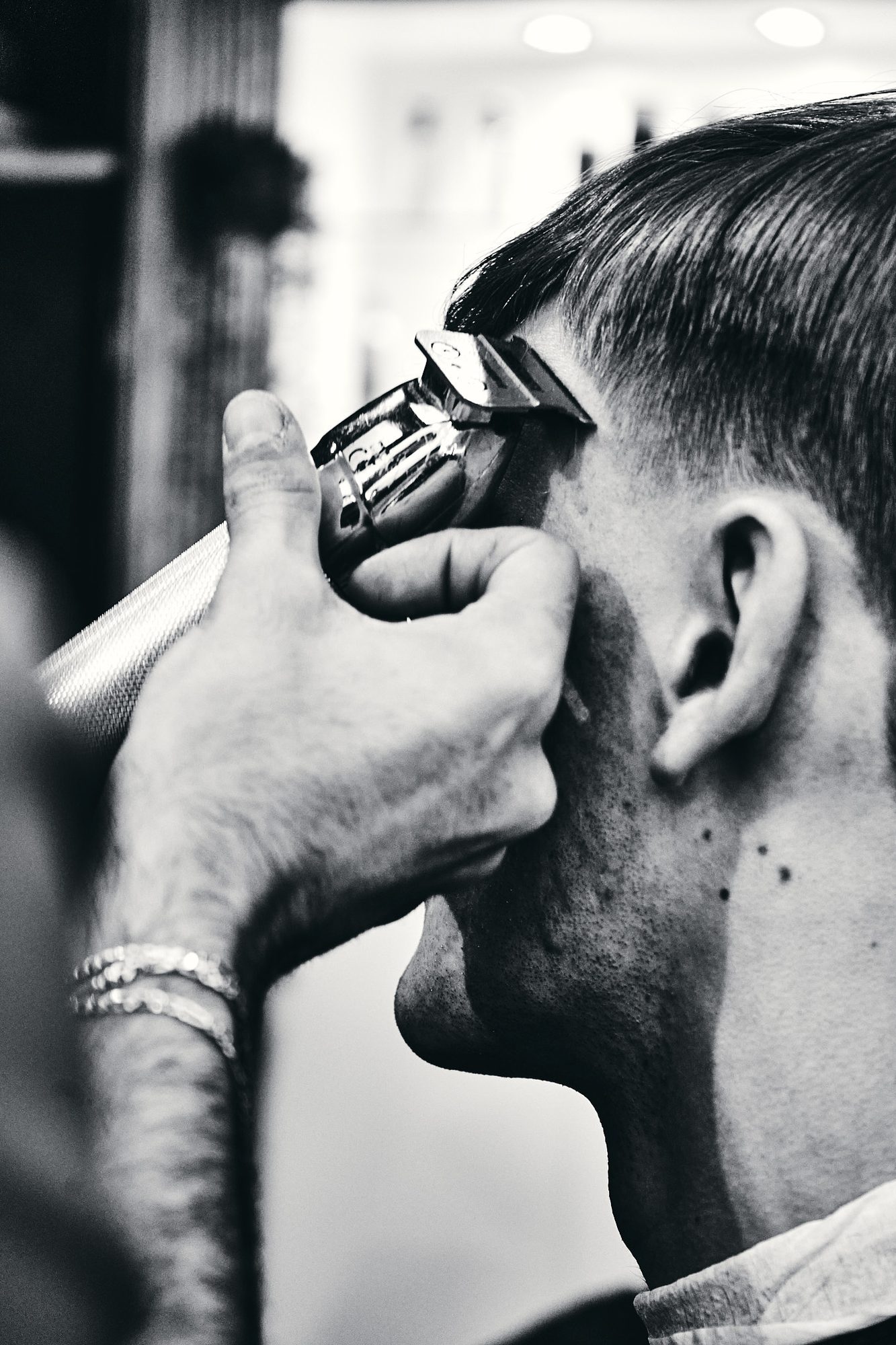Clean lines — profile of a fresh cut